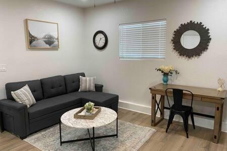 Country Charmer Single Story Cottage Pet Friendly Loomis Екстериор снимка